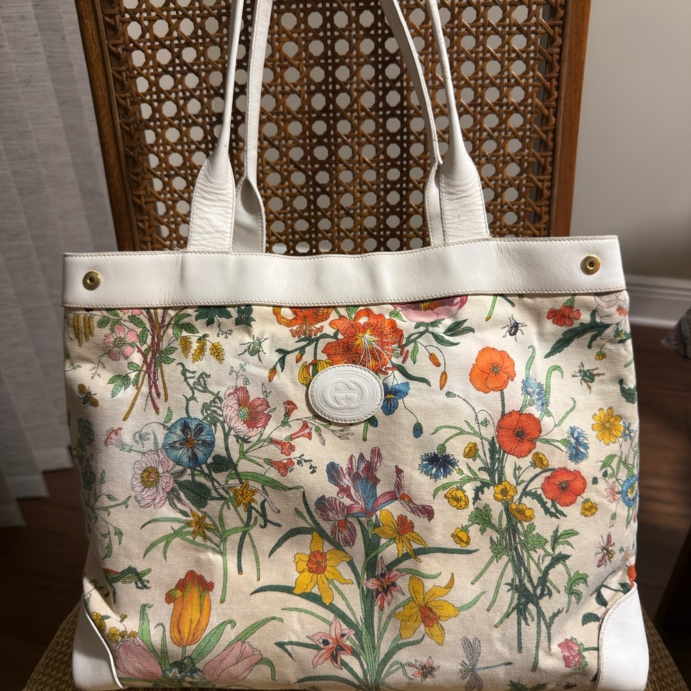 Vintage Gucci Flora